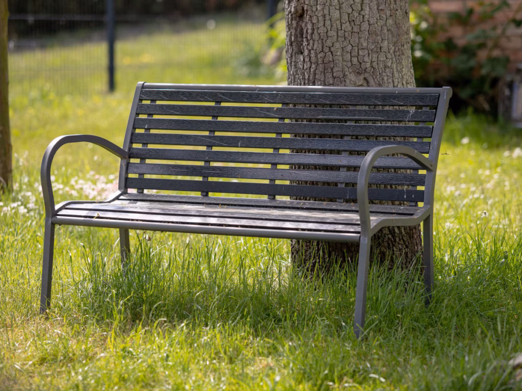 romantischer-gartenplatz.jpg